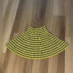 AKIRA ~ CHECKERED GIANNA KNIT MINI SKIRT